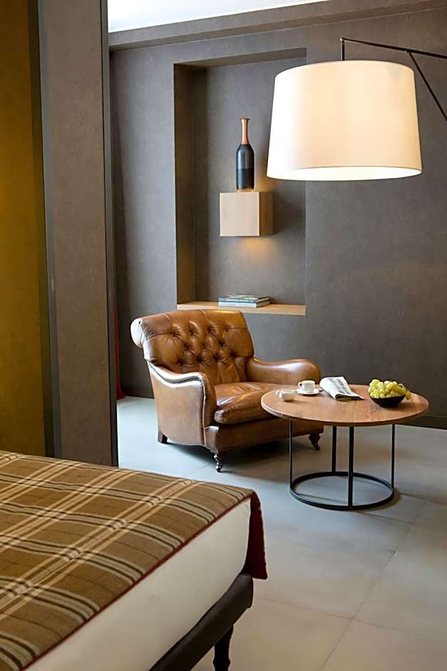 Photo 1 of 6 of Junior Suite