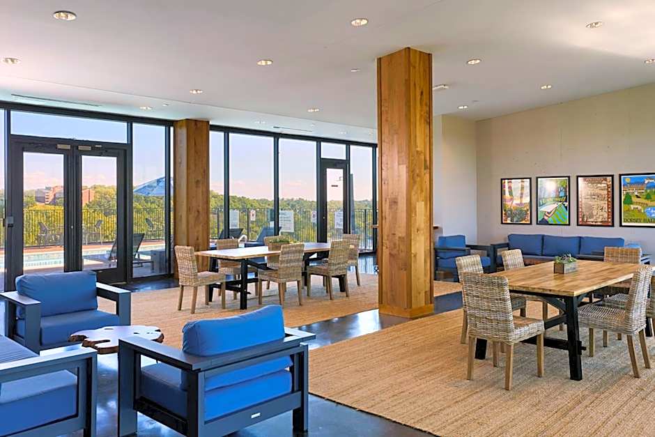 Merriweather Lakehouse Hotel, Autograph Collection