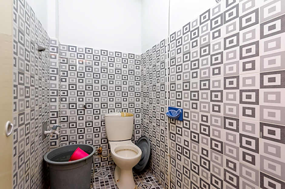 RedDoorz Syariah @ Panglima Nyak Makam Aceh 2