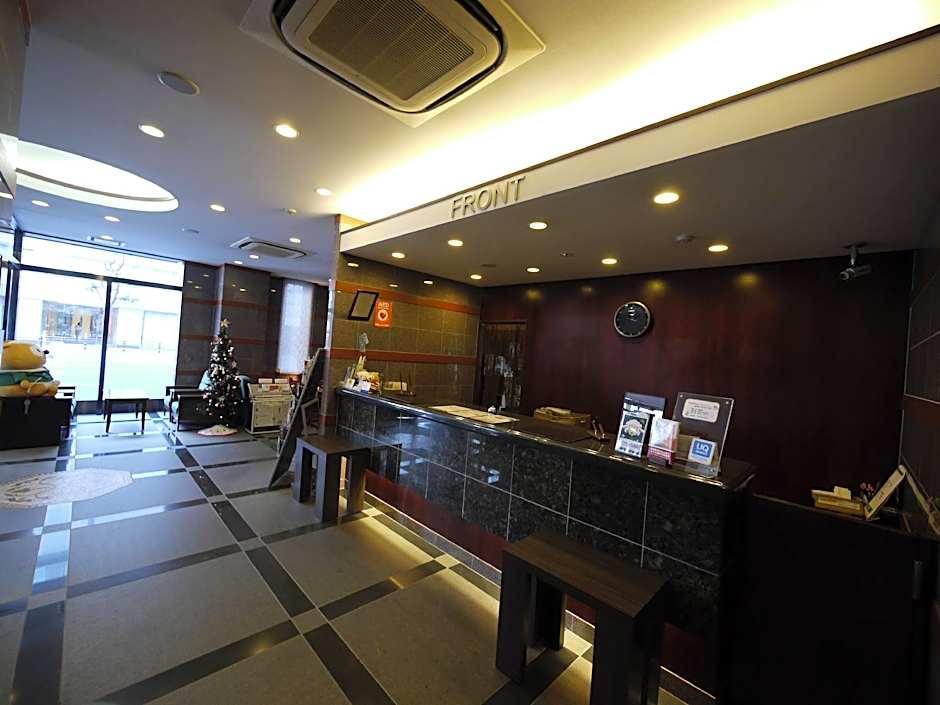 Hotel Route-Inn Oitaekimae