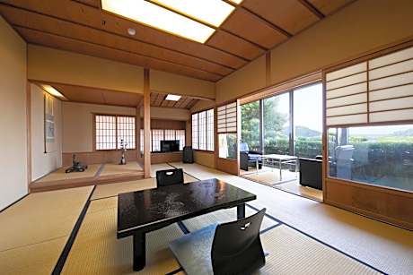 Japanese-Style Room with Sea View