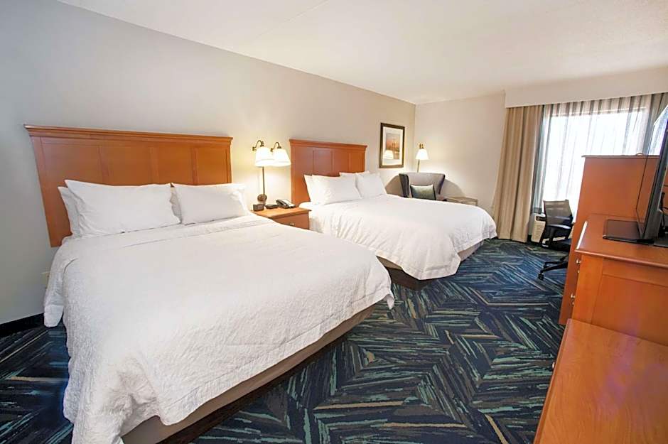Hampton Inn By Hilton Louisville North/Clarksville