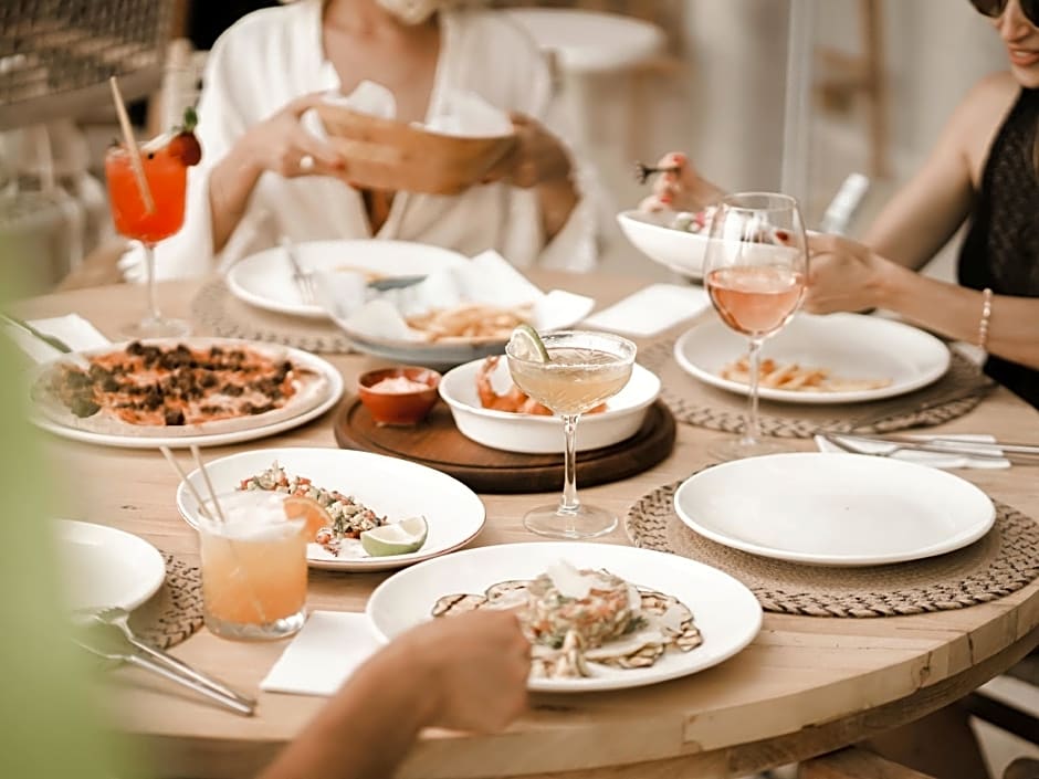 Perios Beach House - Adults Only