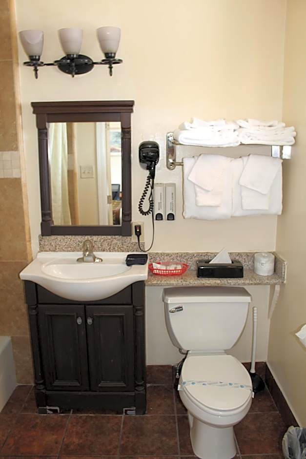 Riverside Inn & Suites Santa Cruz