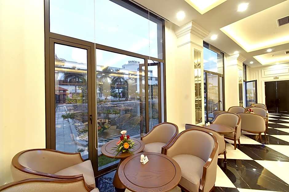 Garco Dragon Hotel 2