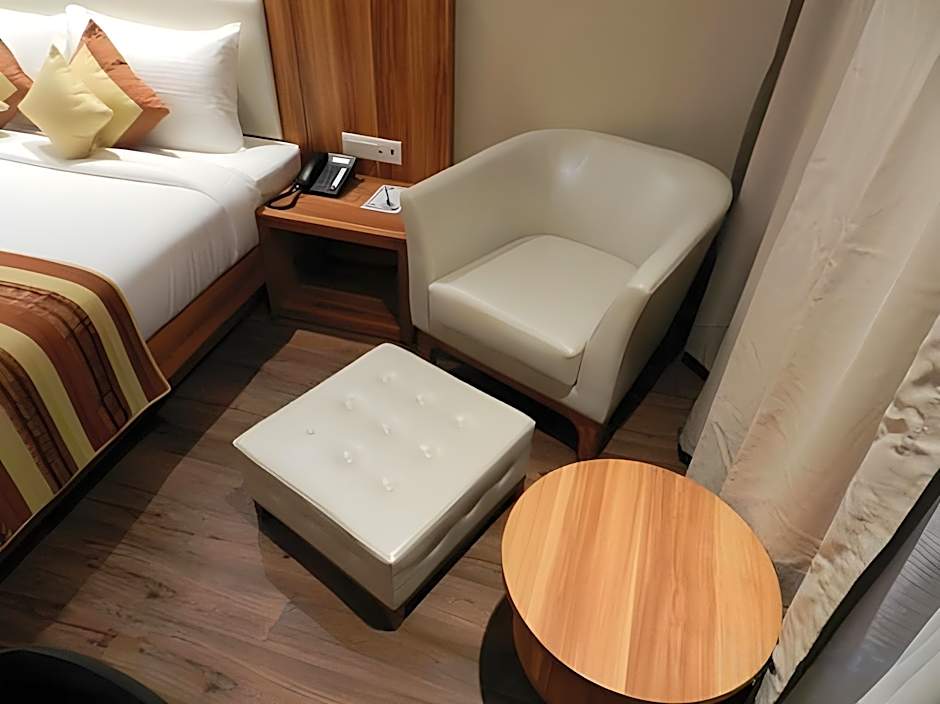 Le Roi Udaipur Hotel