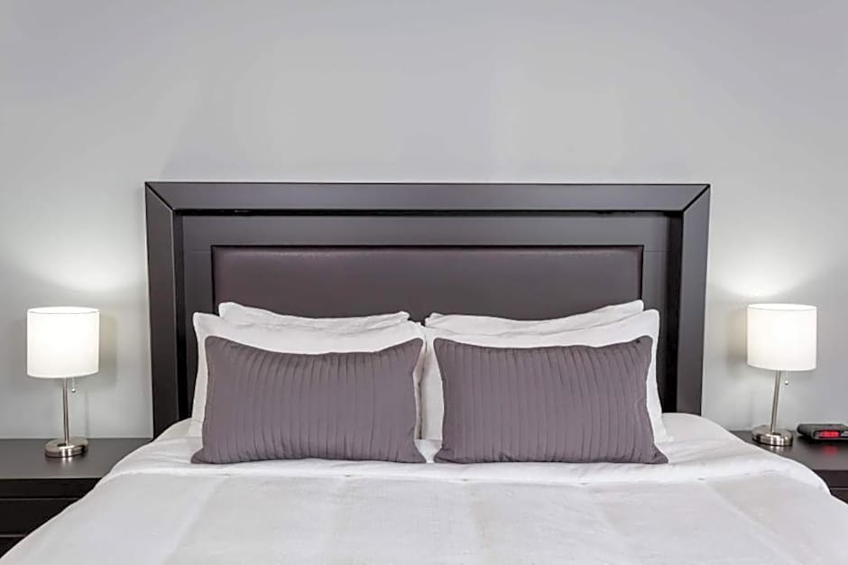 Baymont by Wyndham Glenview