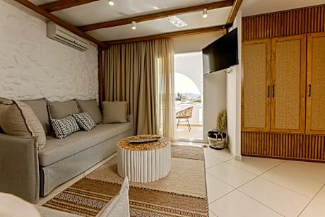 Suite with Private Jacuzzi