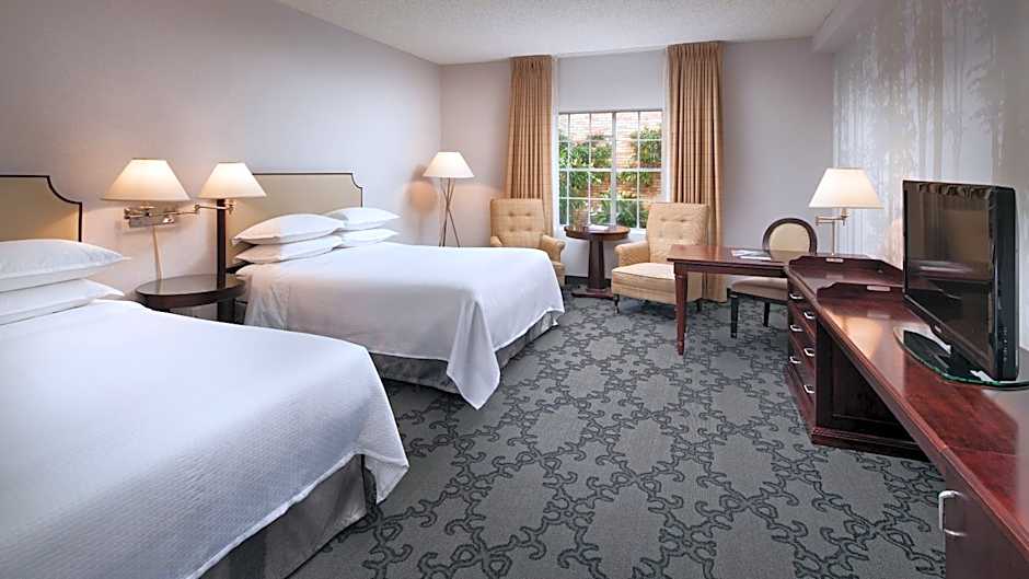 Anaheim Majestic Garden Hotel