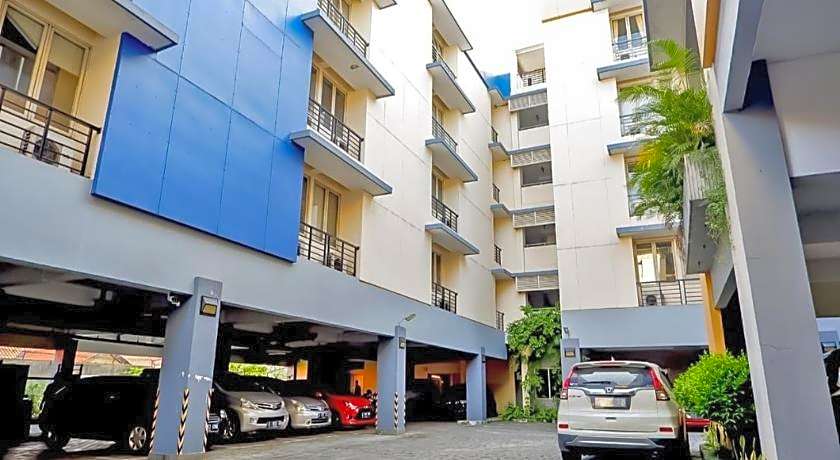 OYO Life 93383 Wisma Kencana Puteri