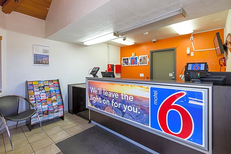 Motel 6 Mesa South