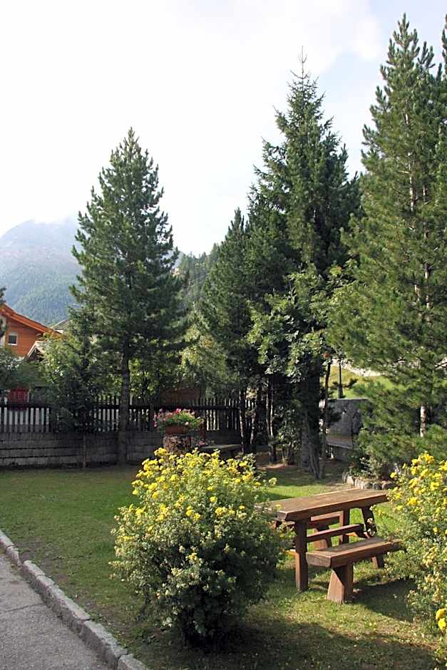 Hotel Alpha