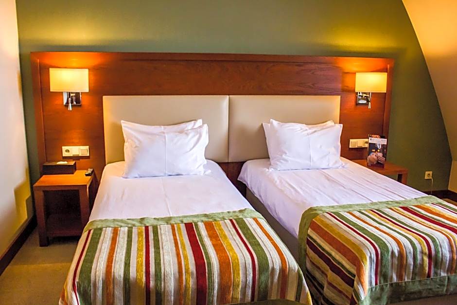 Myn Jacka Hotel & Spa