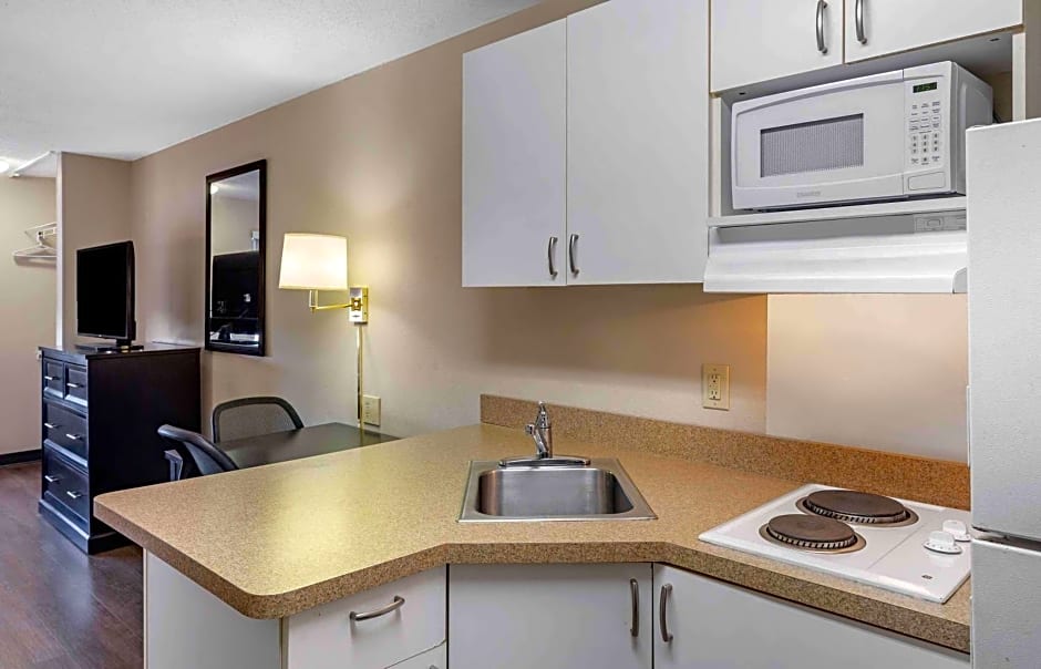 Extended Stay America Suites - Boston - Braintree