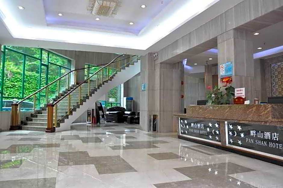 Grand Villa Hotel
