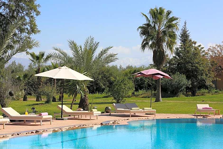 La Vie En Rose - Horses & Dogs House