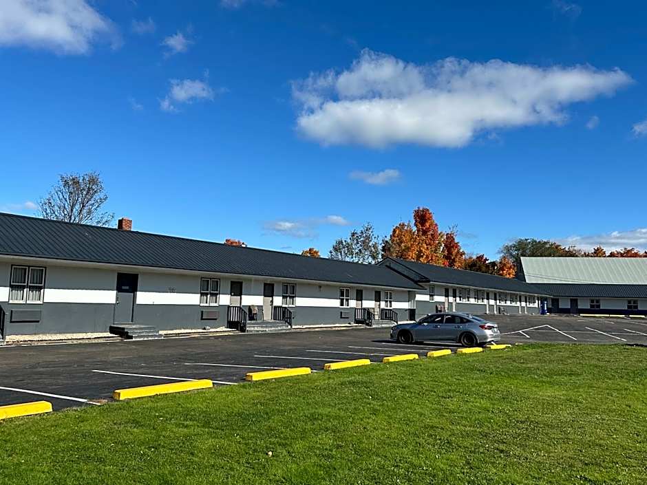 Glengarry Extended Stays