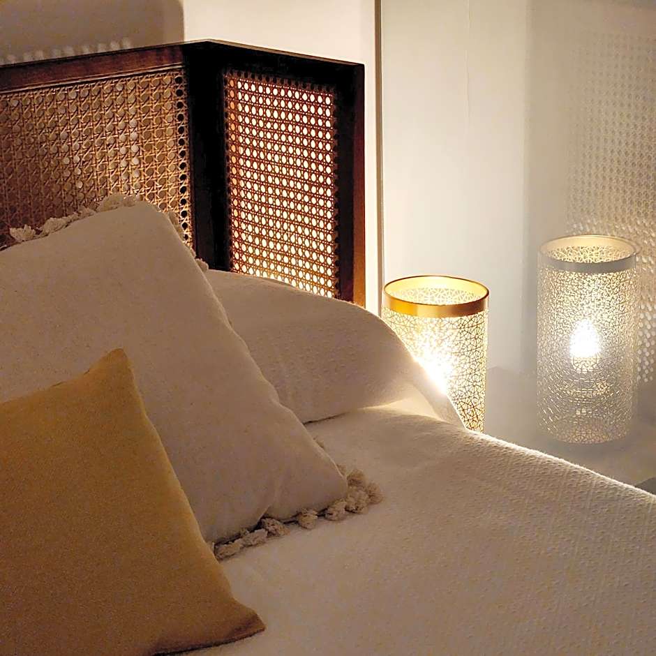 Arabica Suites - Lujosa Vivienda con Suites Chimeneas en Granada - Centro