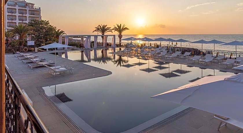 Delta Hotels by Marriott Giardini Naxos