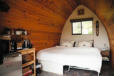 One-Bedroom Chalet with Mountain View
