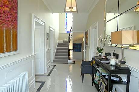 Tavistock House Hotel