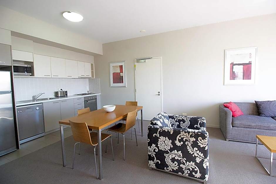 Gladstone Downtown Central Apartment Hotel Official