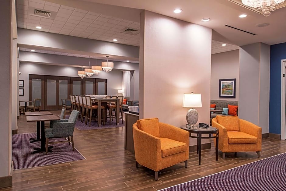 Hampton Inn By Hilton Benson