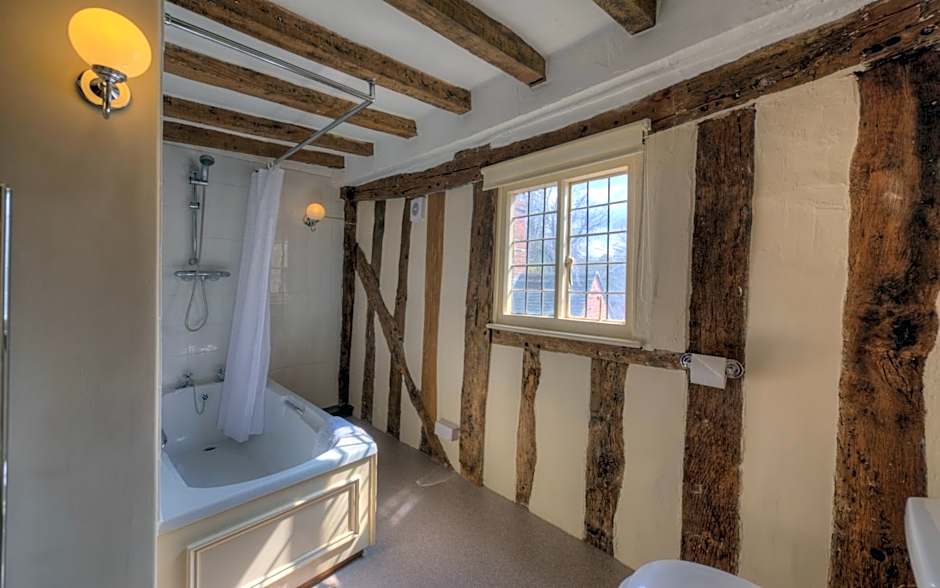 Dog & Partridge by Chef & Brewer Collection