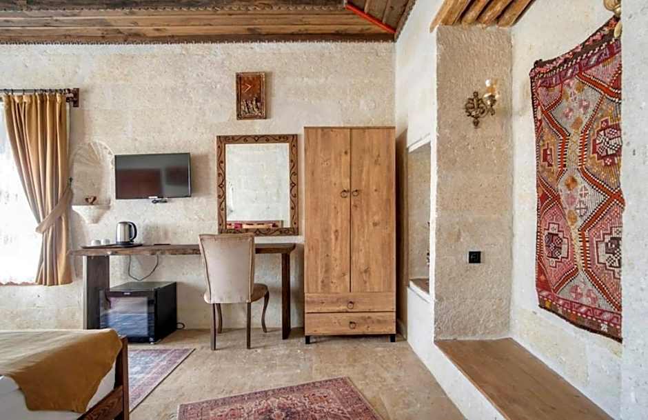 Uzay Cave Suite Hotel