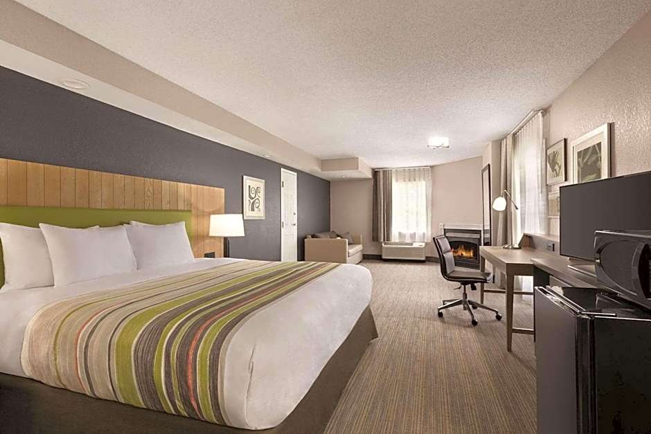 Country Inn & Suites by Radisson, Pigeon Forge South, TN