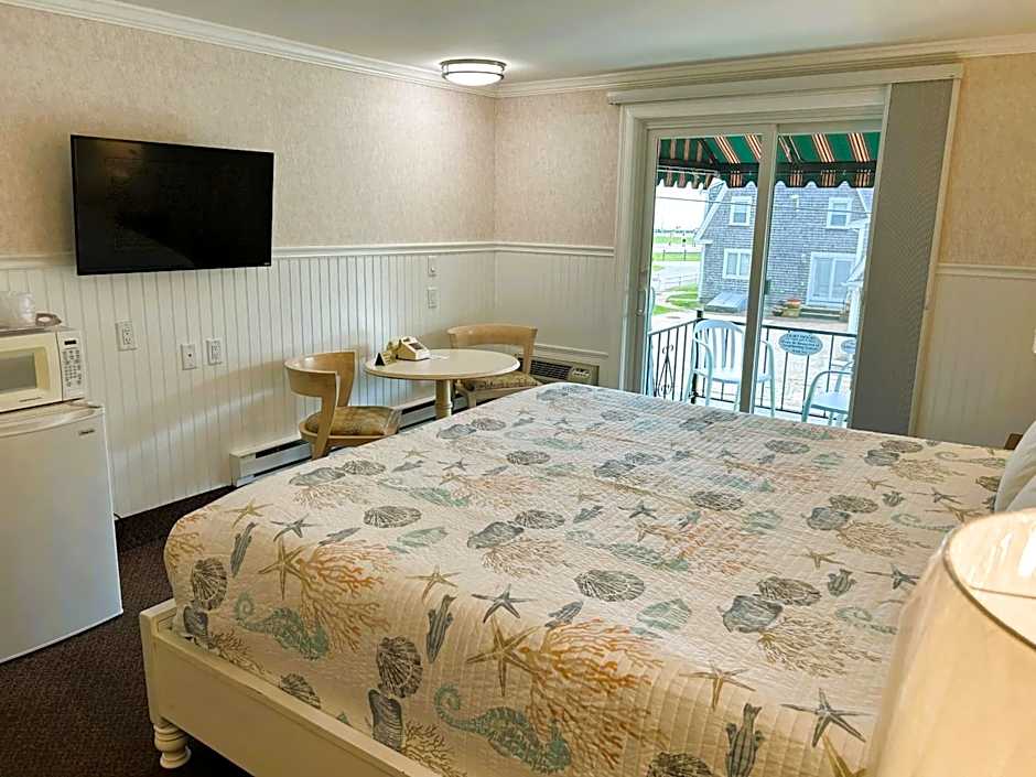 Falmouth Heights Motor Lodge