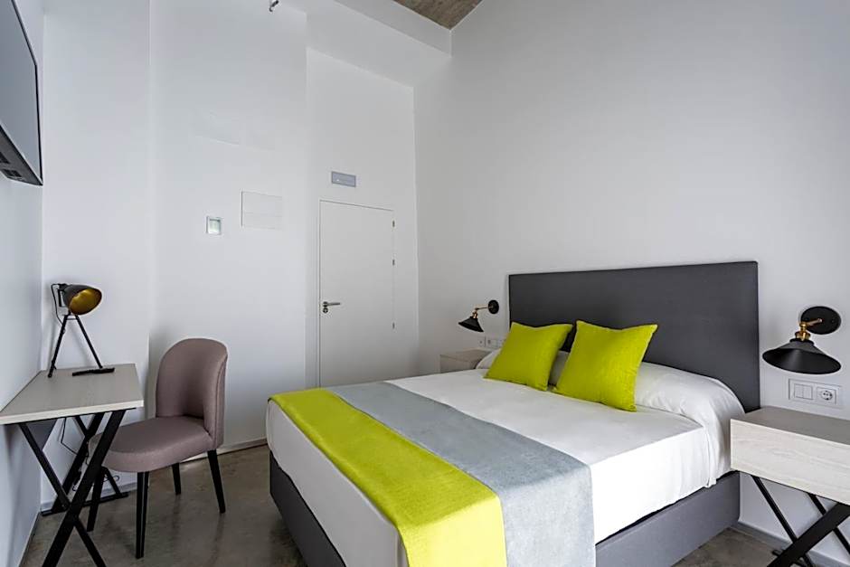 La Puerta de Palacio - Adults Only