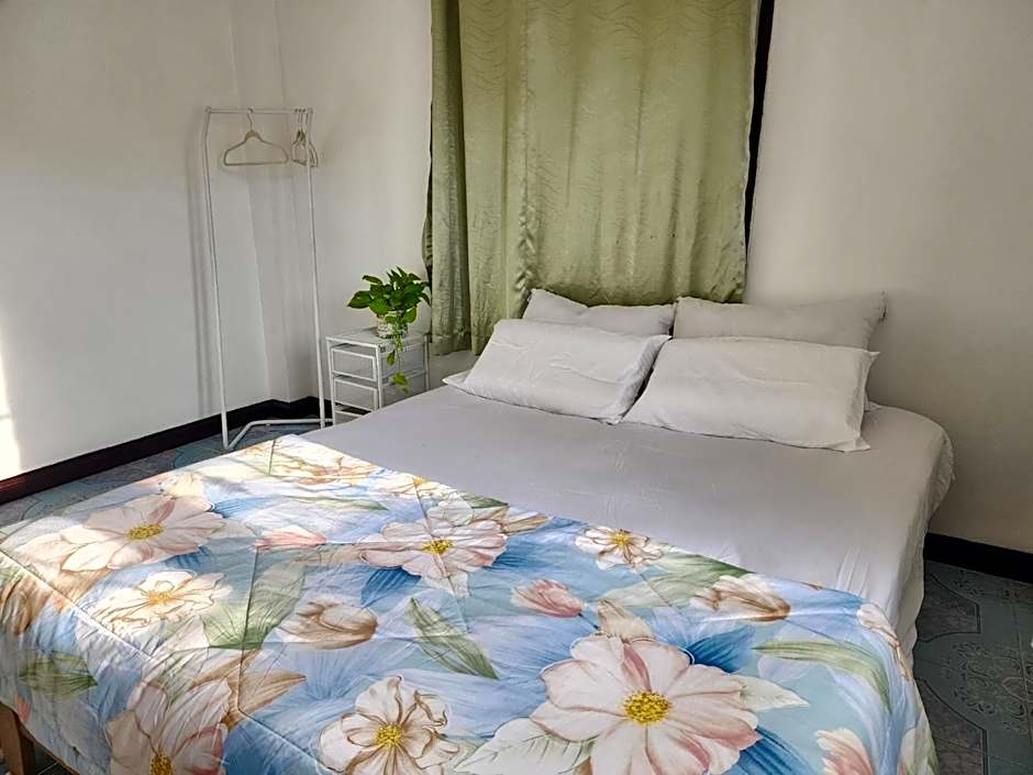 GOOD VIBE garden house Sattahip