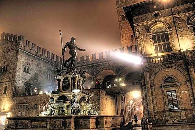 Bologna Center Town