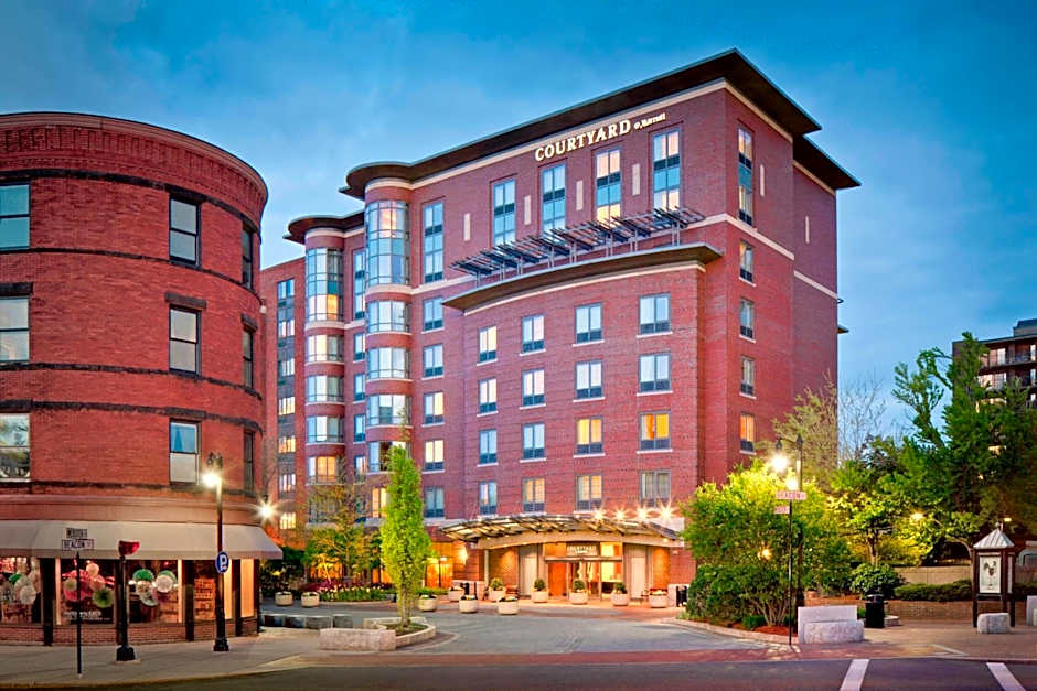 Courtyard by Marriott Boston Brookline