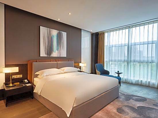 Yuhai Moqi Hotel (Hangzhou Bay Financial Plaza)