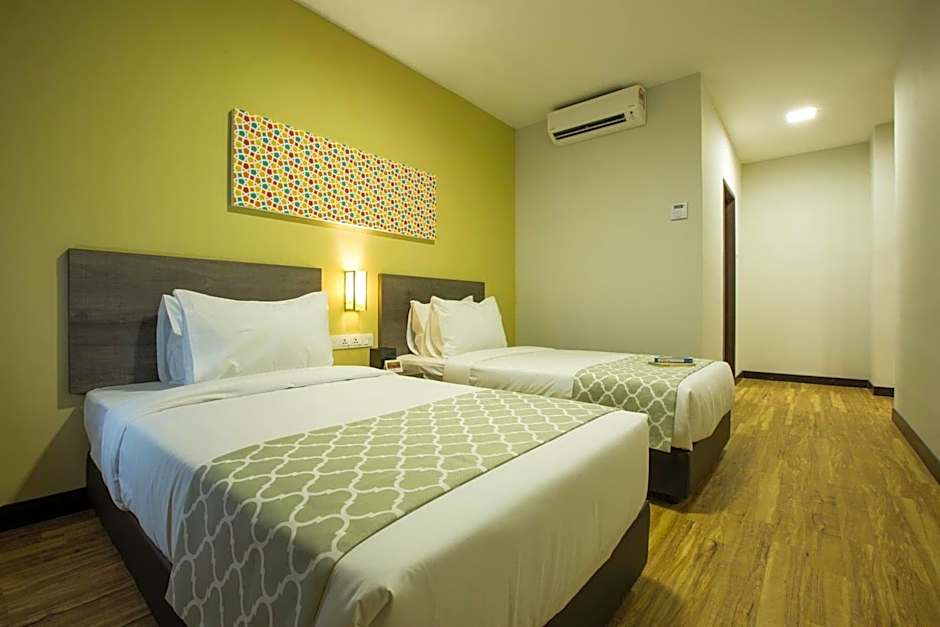 Humaira Hotel