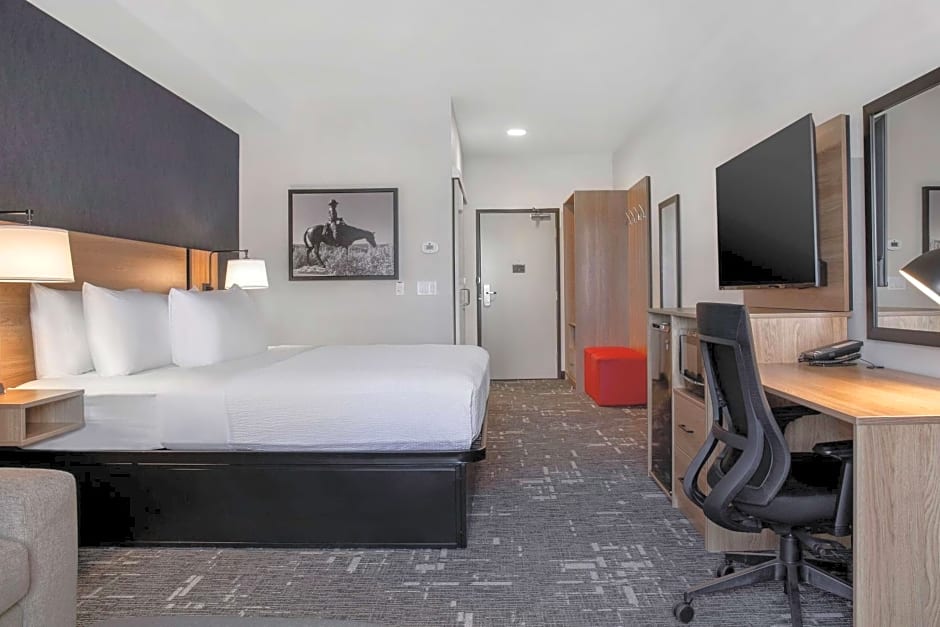 Ramada by Wyndham Cochrane