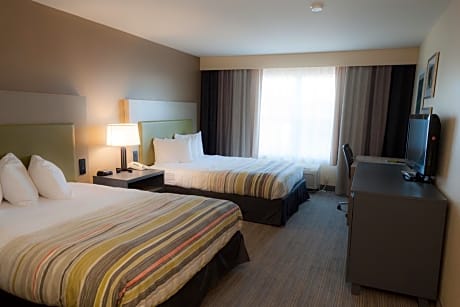 2 Queen Beds, Nonsmoking, Accessible