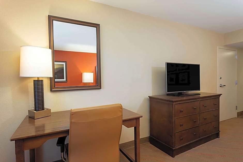 La Quinta Inn & Suites by Wyndham Pigeon Forge
