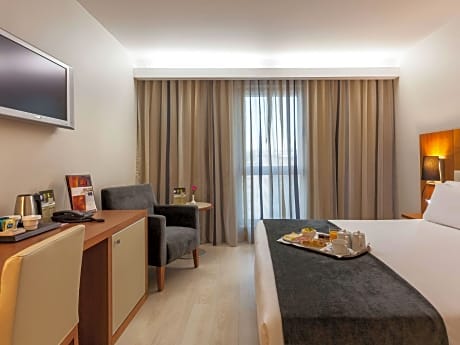 Standard Room with a double bed