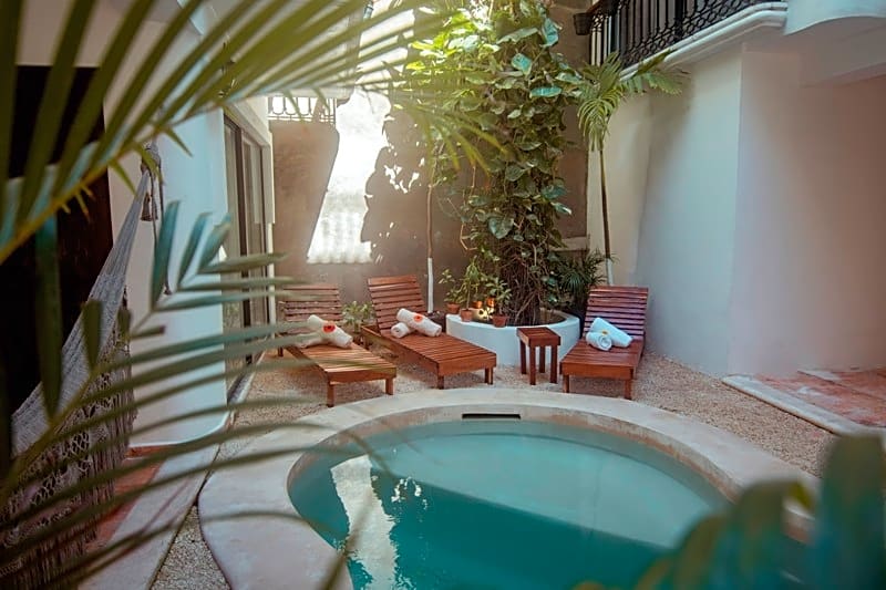 Banana Boutique Hotel