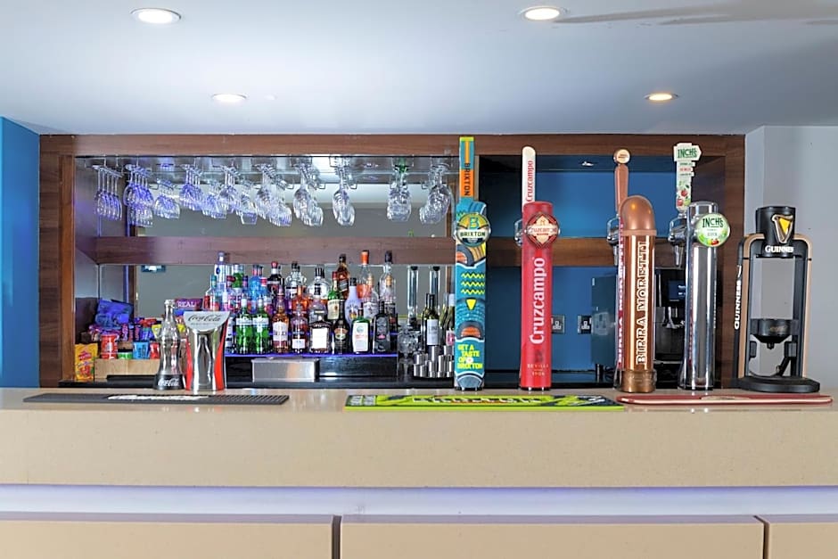 Holiday Inn Express Exeter East By IHG