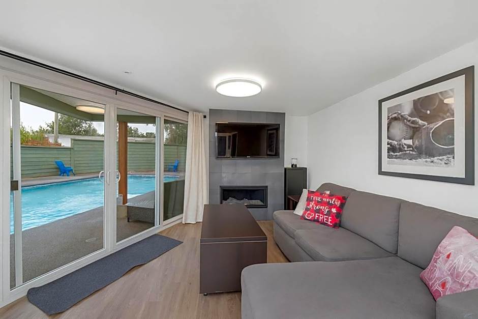 Hidden Oasis in Victoria, BC