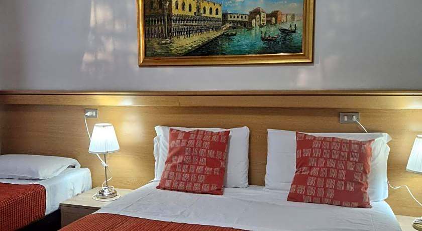 HOTEL TiTO