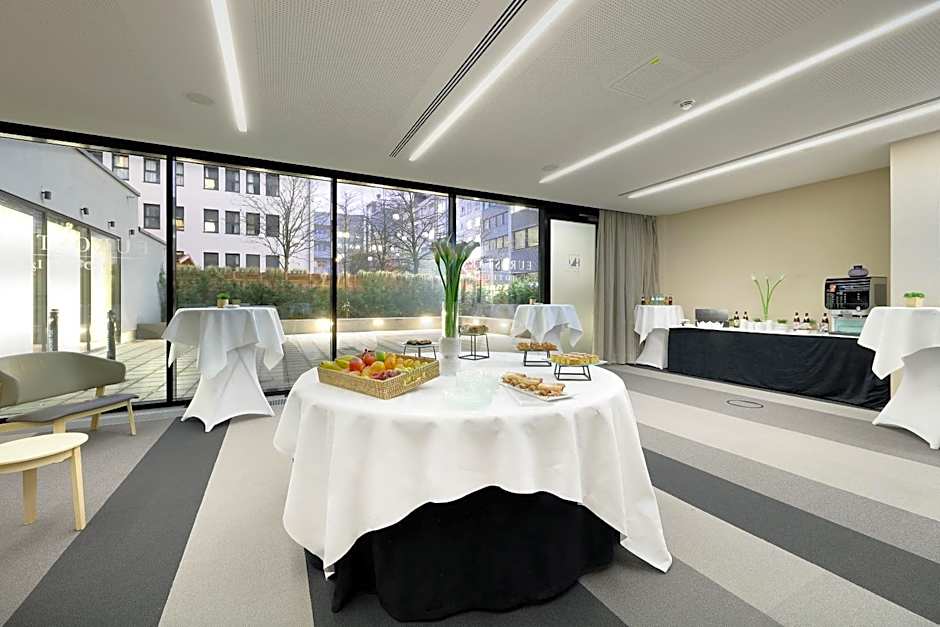 Eurostars Book Hotel