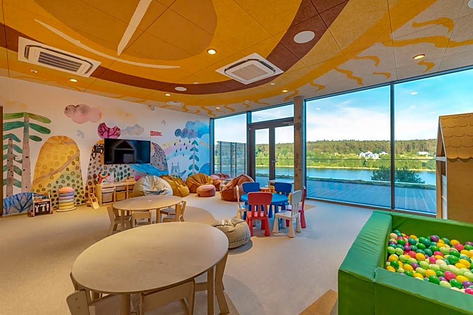 Hotel GLAR Conference & SPA