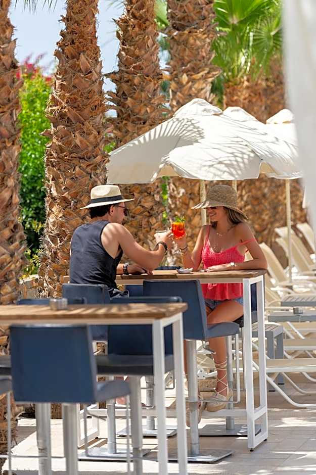 Angela Suites Boutique Hotel