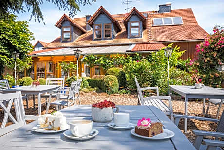 Blütenhotel Village