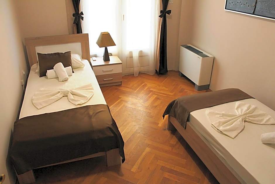 Hotel Crnogorska Kuca